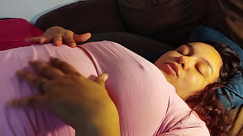 Goza na minha cara e nos meus peitos