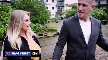 Luke is an affluent man looking to take care of a stunning mylf like bonnie rose shagstreet