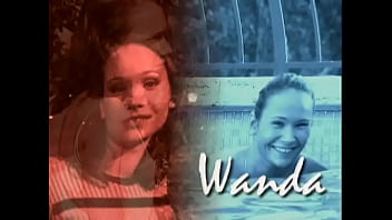 Wanda fucks in a bar