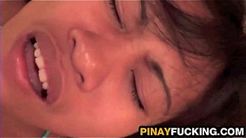 Asian amateur uses vibrator while fucking