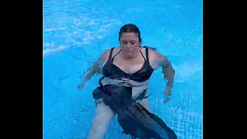 Titty action in the pool