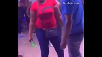 Yo motivando a dom cuando no quiere bailar