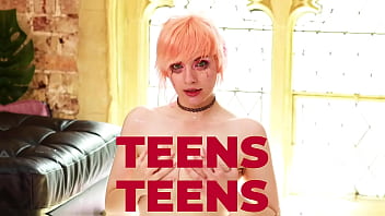 Teen gets railed behind her twin's back