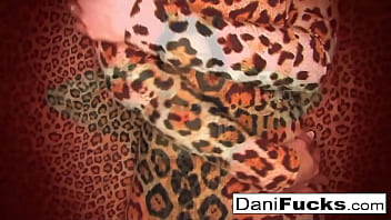 Hot babe masturbates