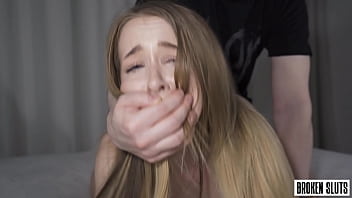 Petite teen nata ocean pounded in her first rough threesome