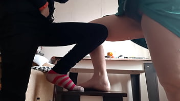 Milf and student girl mutually jerk off and cum