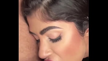 Petite 18yo latina gostosa gags on deepthroat cum in mouth on casting