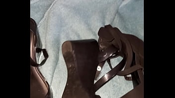 Gozando no salto da ex gorda e da atual deliciosa