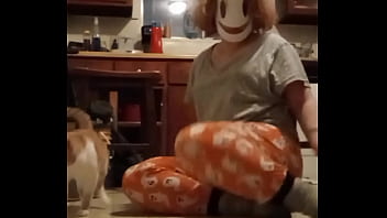 Grey tshirt exercise s