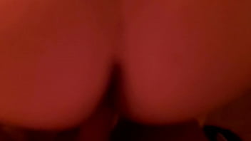 Frau von hinten gefickt