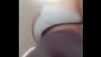 Big booty ass shaking black woman