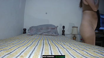 Quick suck & fuck she gets pussy creampie