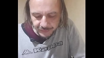 Love 01 18 titolo baciami