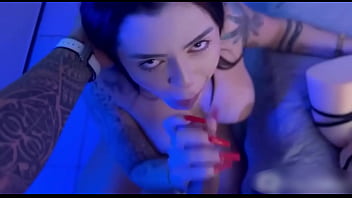 Foda gostosa com minha namorada e a amiguinha dela