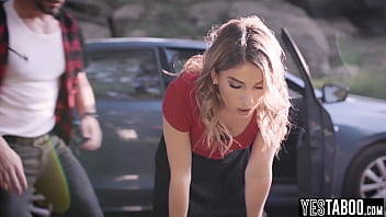 Stranded petite blonde milf takes help from a stranger and thanks him with outdoor sex