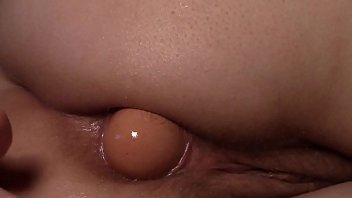 Chezza luna laying an anal egg