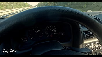 Pretty hitchhiker seduces driver and gives blowjob at 93 mph