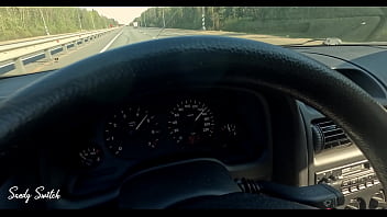 Pretty hitchhiker seduces driver and gives blowjob at 93 mph