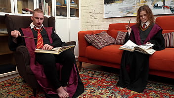 Nonton Sucking Off The Headmaster For A Better Grade thumbnail