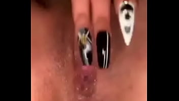 Thot showing what she got and giving it 1990 baby