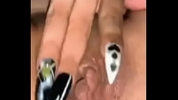 Thot showing what she got and giving it 1990 baby