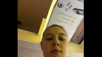 Masturbate in locker room so hard