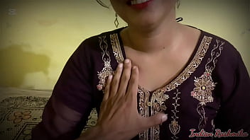 Bhojpuri sexy bhabhi & devar ji both got into the horny mood during conversation real homemade indian video with bhojpuri language