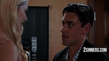 How can someone fuck with someone that pretty