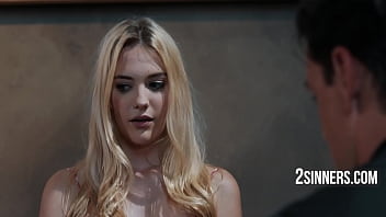 How can someone fuck with someone that pretty