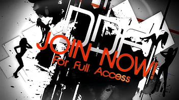 Balls licking bath time