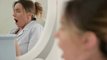 Catch the gf during masturbation and gave her cock to suck and cum on pussy