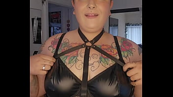 Who like the new outfit #dom #leather #spicy #domorsub #cornstar