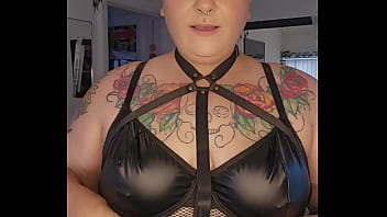 Who like the new outfit #dom #leather #spicy #domorsub #cornstar