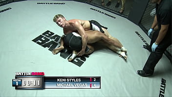 Sophie dee has a big fight tonight but before hand she works out in the gym where she