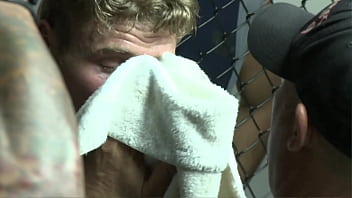 Sophie dee has a big fight tonight but before hand she works out in the gym where she