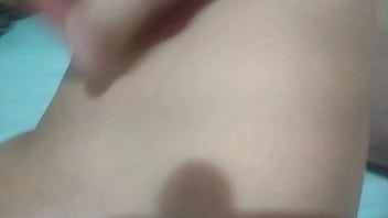 Estou comendo minha madrasta que é muito gostosa ela deixa eu gozar dentro toda vez