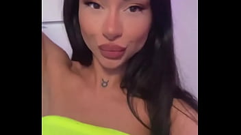 I’m live on stripchat from now to 1am