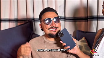 Na entrevista rolou uma foda com o anao no podcast o cara as 3