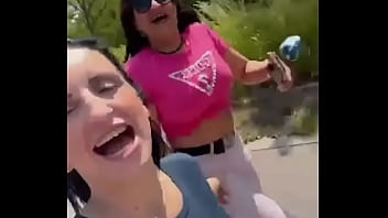 Tem algum lobo mau aí