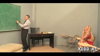 Sex starved perfection enjoys a wet session