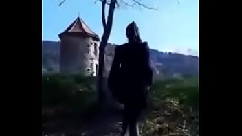 Viens voir la suite de la vidéo dans mon fans clubs suce mon homme dans