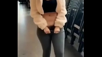 Desmadrosa bonita y caliente ufff todo natural como debe de ser