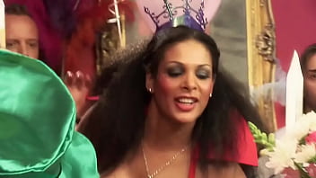 Cosplay orgy turns into cum swapping tongue fencing