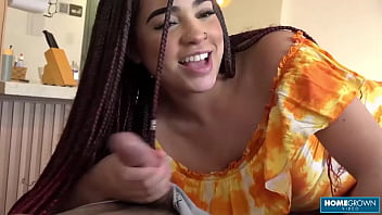 Lazy afternoon cock sharing with scarlett taylor and naomi