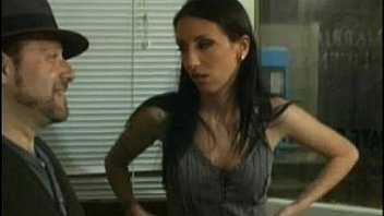 Gaigoi groove in tongue