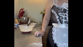 Je prépare des crêpes avec un commis pas sage la vidéo complète dans mon