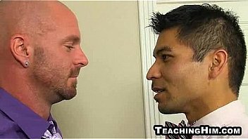 Mature Hunk Mitch Vaughn Sucking On A Hard Cock thumbnail