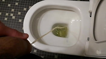 Pissing thumbnail