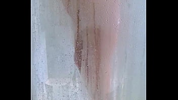 Watch this college booty jiggle in this hot shower tease