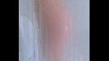 Watch this college booty jiggle in this hot shower tease
